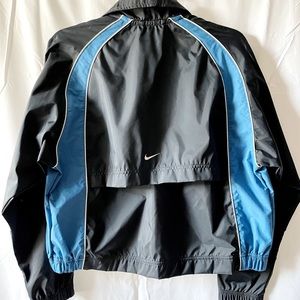 Women’s Vintage Nike Windbreaker